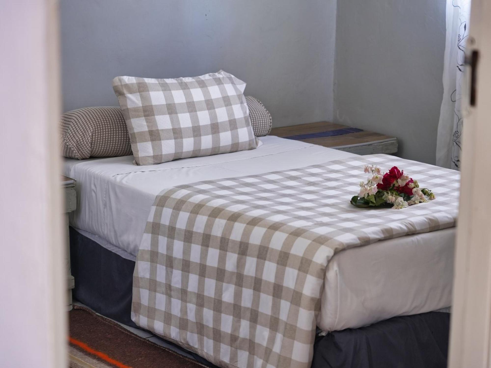 Golentle Home Stay Maun Chambre photo
