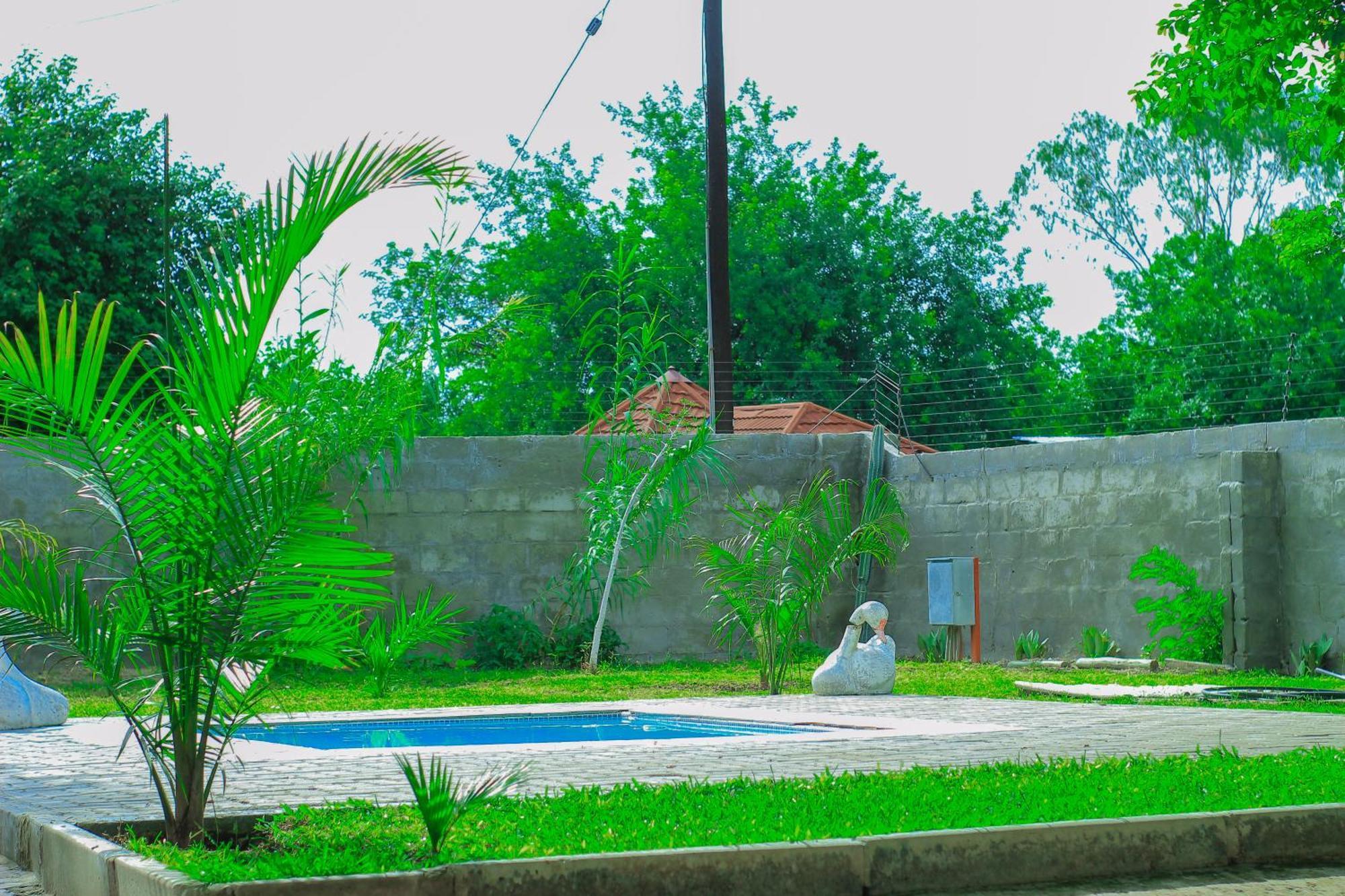 Golentle Home Stay Maun Extérieur photo